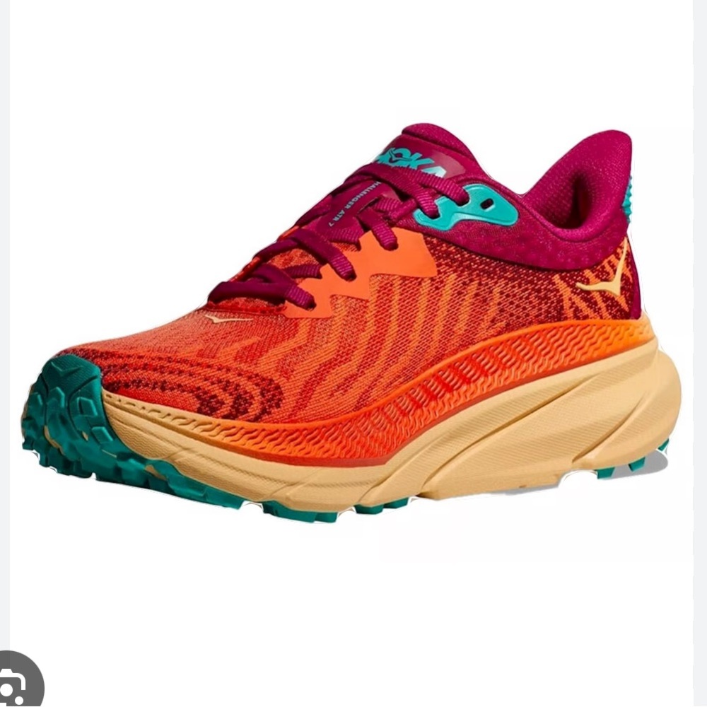 Hoka Challenger ATR 7